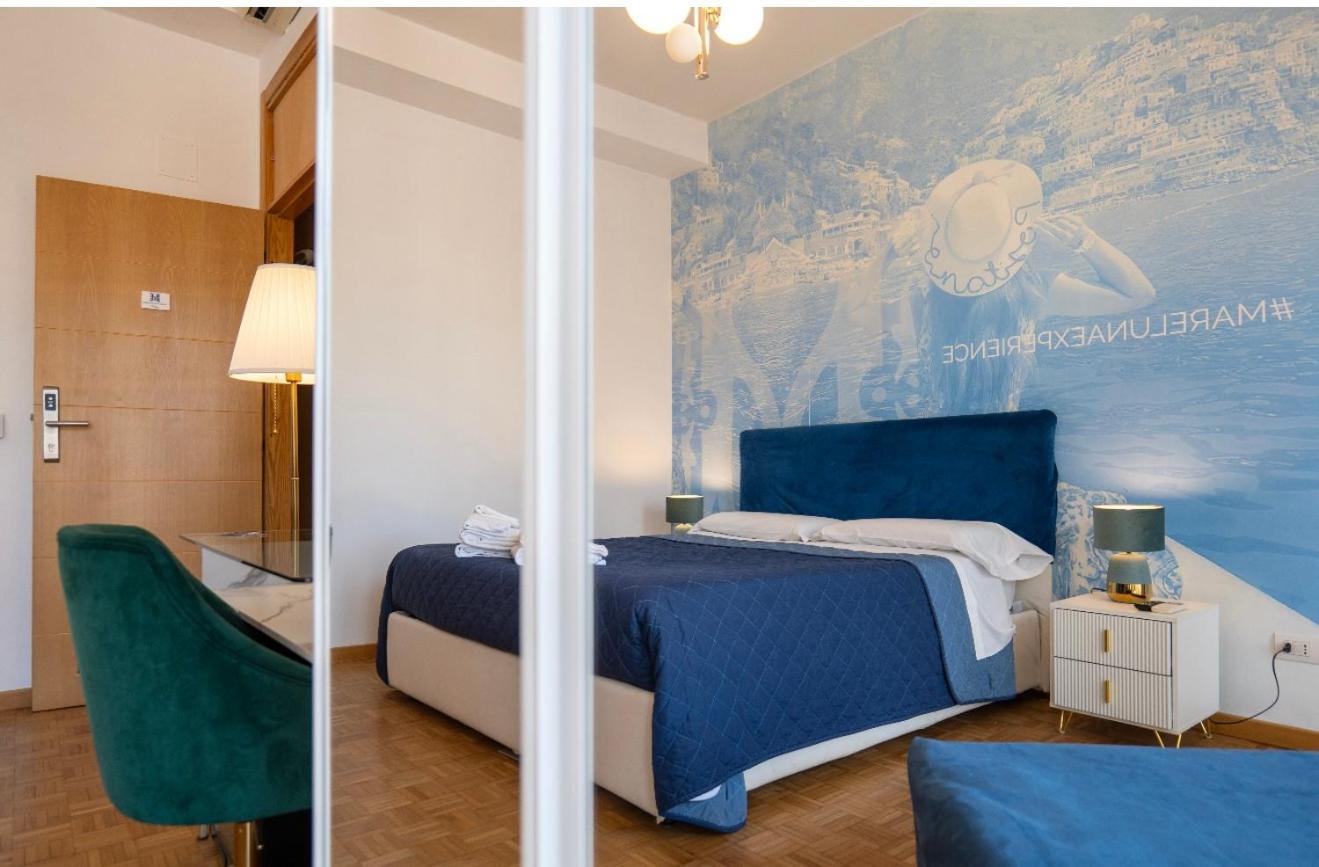 Mareluna Penthouse - Luxury Suites Salerno Esterno foto