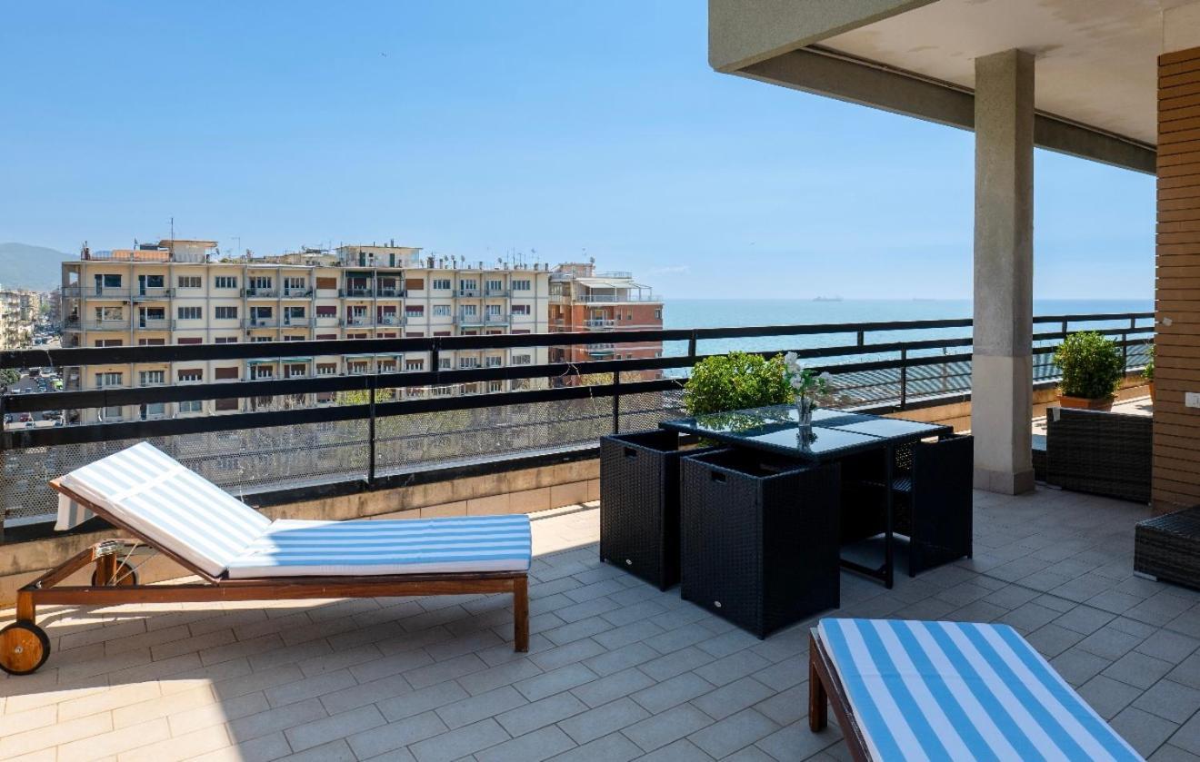 Mareluna Penthouse - Luxury Suites Salerno Esterno foto