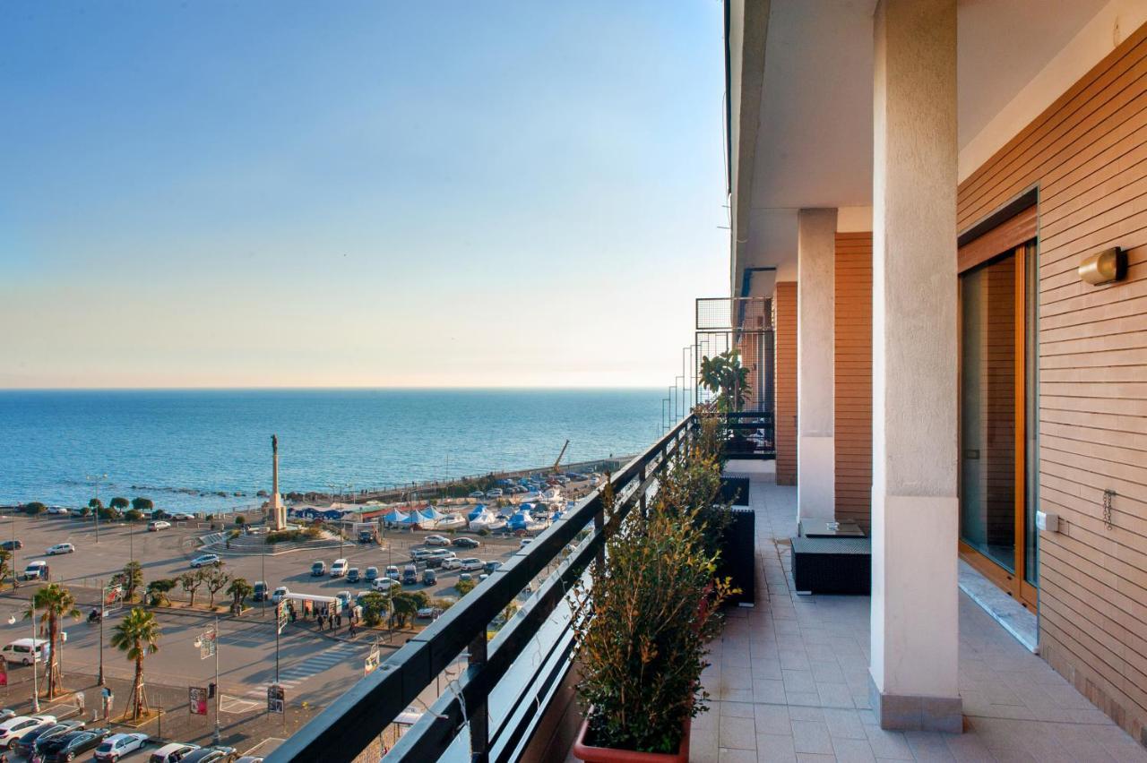 Mareluna Penthouse - Luxury Suites Salerno Esterno foto